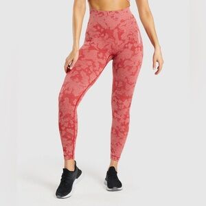 GYMSHARK ADAPT CAMO SEAMLESS LEGGINGS : MEDIUM